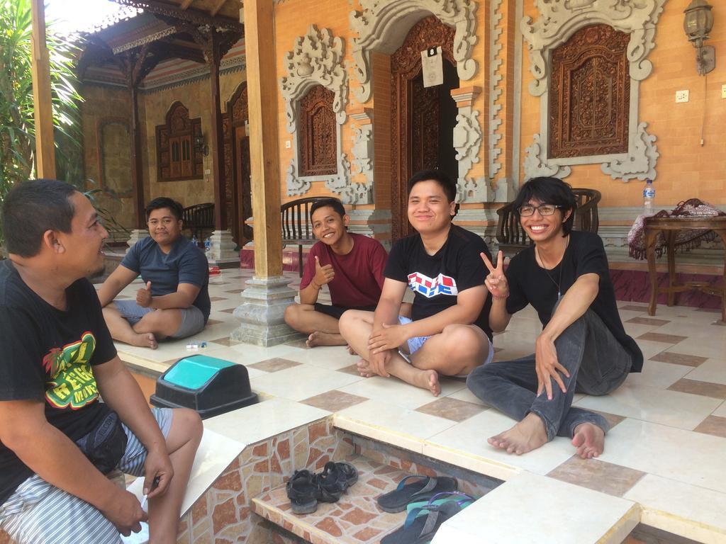 Ray Homestay Batununggul Exterior foto