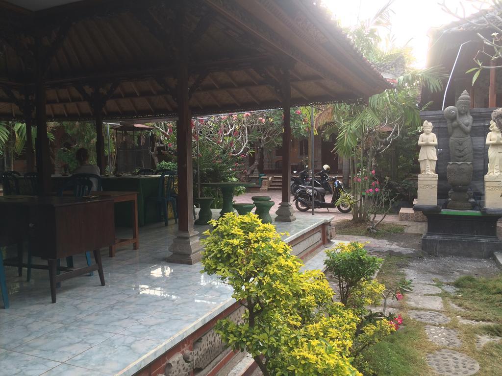 Ray Homestay Batununggul Exterior foto