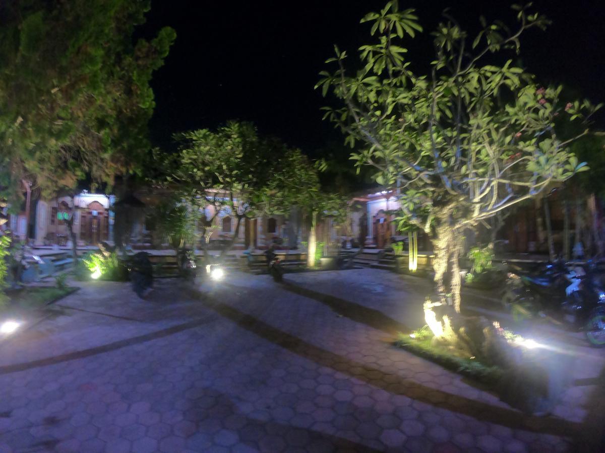 Ray Homestay Batununggul Exterior foto