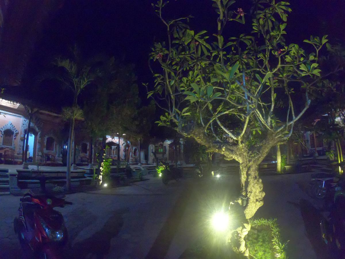Ray Homestay Batununggul Exterior foto
