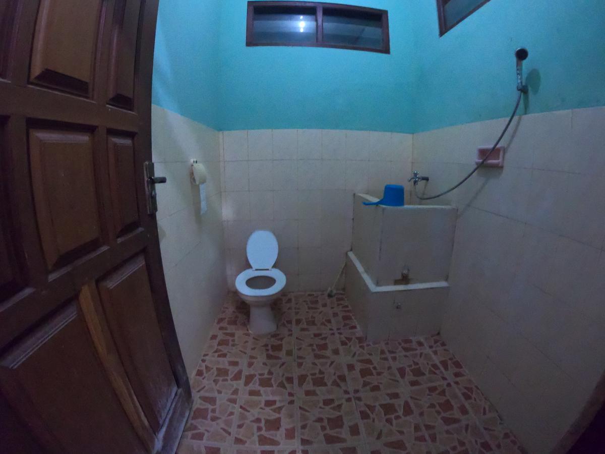 Ray Homestay Batununggul Exterior foto