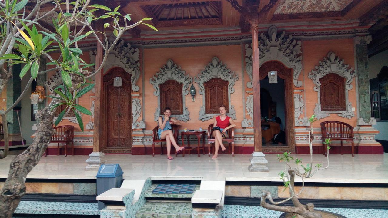 Ray Homestay Batununggul Exterior foto